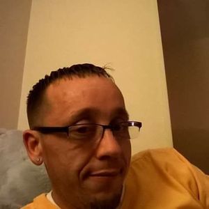 Meet your Posher, Todd